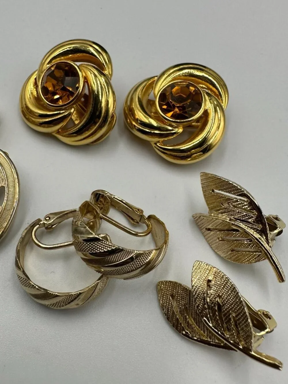 Vintage Clip On Earrings Lot Mixed Gold Tone Hoop Swirl Leaf Retro 4 Pairs
